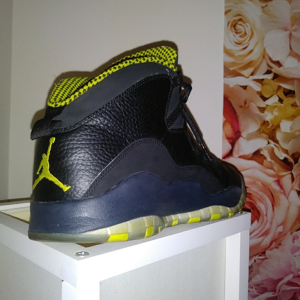 Jordan10s - Picture 2 of 5
